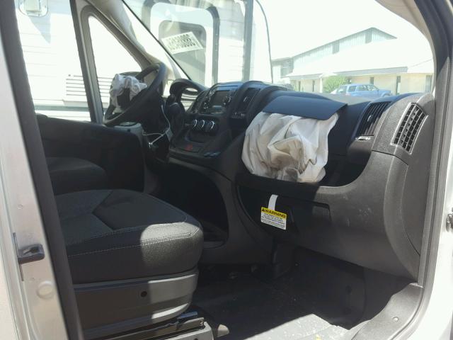 3C6TRVBG8JE101796 - 2018 RAM PROMASTER Gümüş foto 5