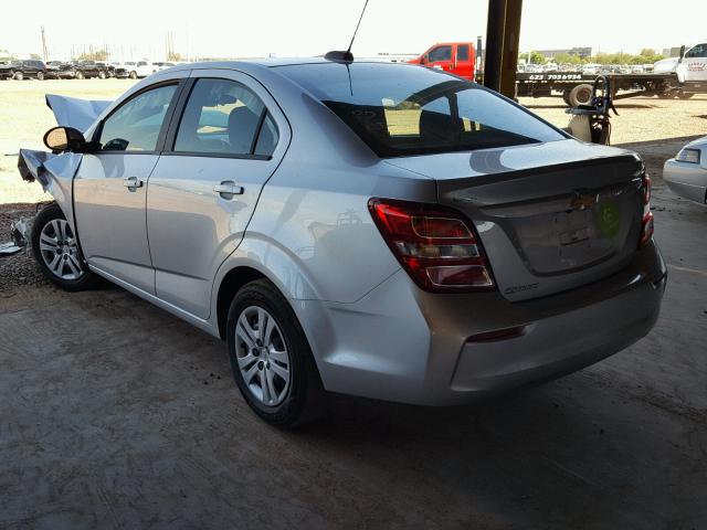 1G1JB5SH1J4112890 - 2018 CHEVROLET SONIC LS 银色 照片 3