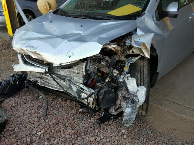 1G1JB5SH1J4112890 - 2018 CHEVROLET SONIC LS 银色 照片 9