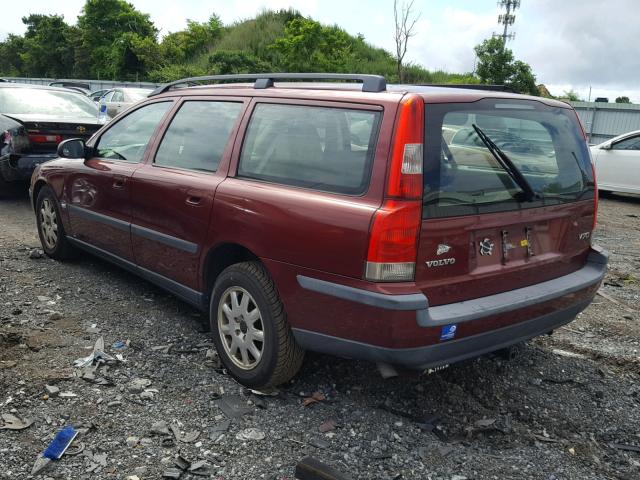 YV1SW61N612052821 - 2001 VOLVO V70 RED photo 3