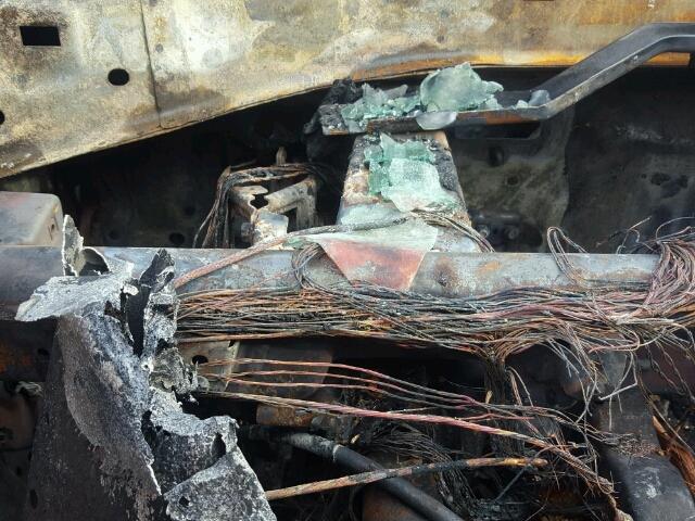 2G1FJ1EJ6A9215655 - 2010 CHEVROLET CAMARO BURN photo 8