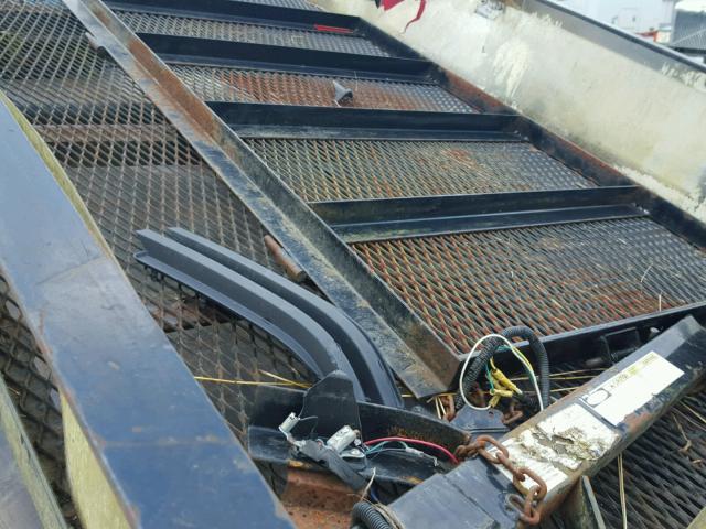 1W9TU08143L318689 - 2003 UTILITY TRAILER BLACK photo 8