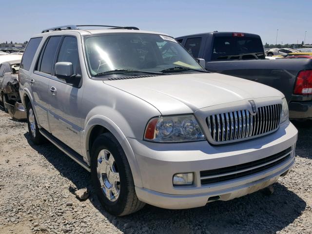 5LMFU28536LJ05397 - 2006 LINCOLN NAVIGATOR თეთრი ფოტო 1