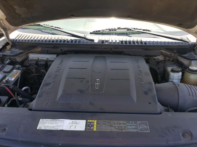 5LMFU28536LJ05397 - 2006 LINCOLN NAVIGATOR თეთრი ფოტო 7