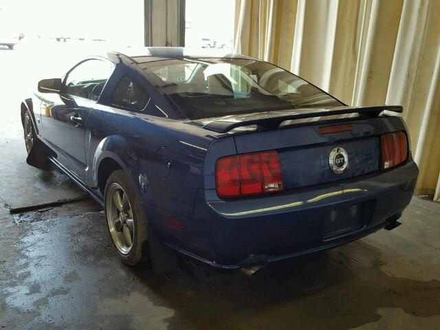 1ZVFT82H665137729 - 2006 FORD MUSTANG BLUE photo 3