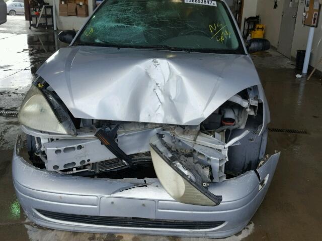 1FAFP36341W335078 - 2001 FORD FOCUS SE SILVER photo 9