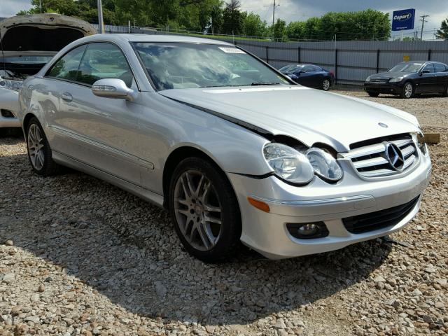 WDBTJ56H38F234399 - 2008 MERCEDES-BENZ CLK 350 SILVER photo 1