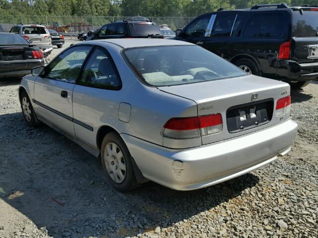 1HGEJ6125YL011867 - 2000 HONDA CIVIC DX SILVER photo 3