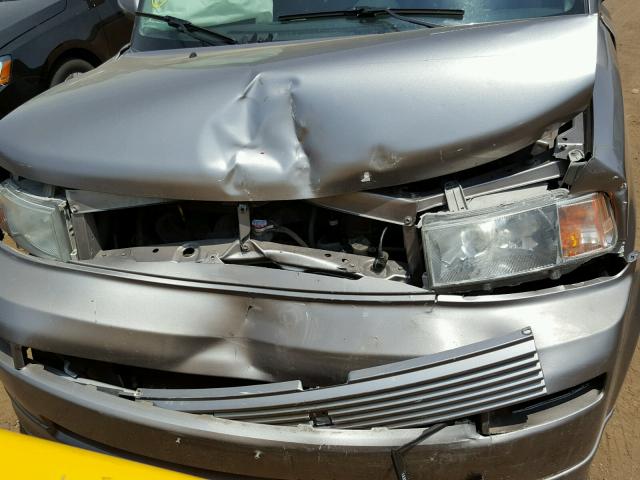 JTLKT324764056587 - 2006 TOYOTA SCION XB 灰色 照片 7