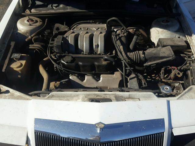 1C3XY56R2LD858243 - 1990 CHRYSLER IMPERIAL 白色 照片 7