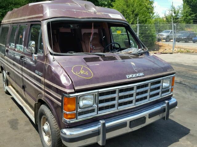 2B6HB21YXNK128169 - 1992 DODGE RAM VAN B2 BURGUNDY photo 9