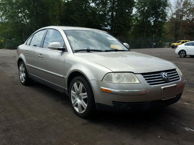 WVWRU63B45P019581 - 2005 VOLKSWAGEN PASSAT GLX GOLD photo 1