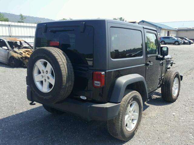 1C4AJWAG1FL626941 - 2015 JEEP WRANGLER S შავი ფოტო 4