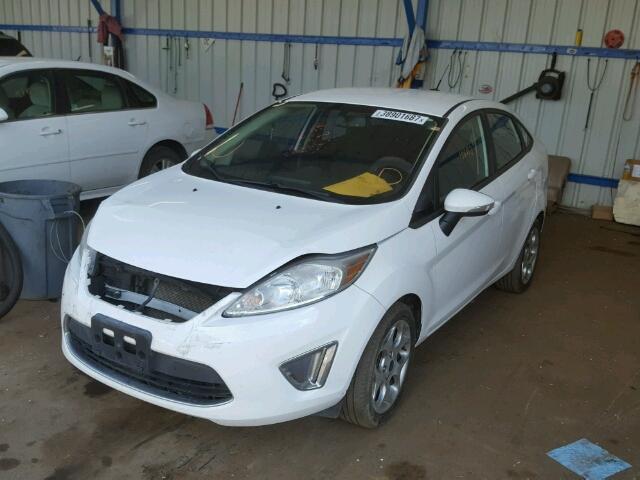 3FADP4CJ9BM117168 - 2011 FORD FIESTA SEL WHITE photo 2