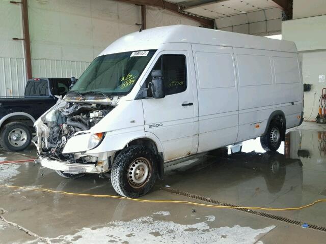 WD0PD744155840234 - 2005 DODGE SPRINTER 2 WHITE photo 2