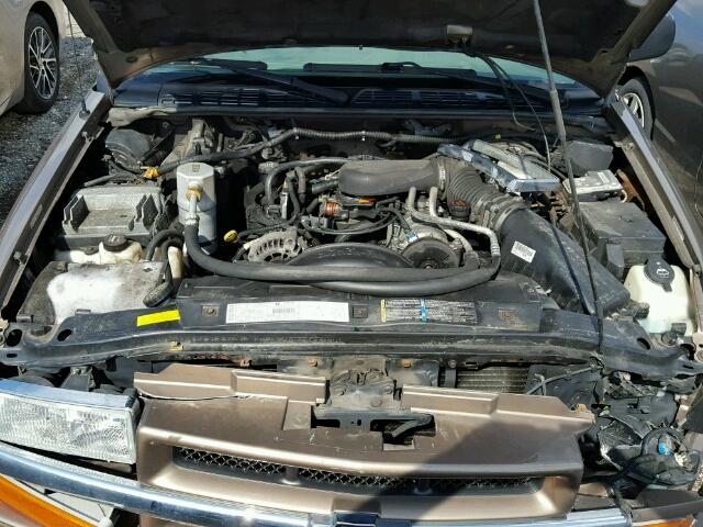 1GNCT18X53K129881 - 2003 CHEVROLET BLAZER BROWN photo 7