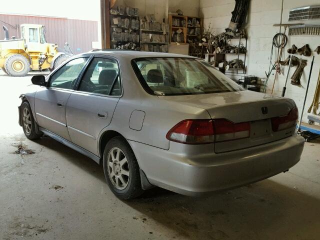 JHMCG56762C024507 - 2002 HONDA ACCORD SE SILVER photo 3