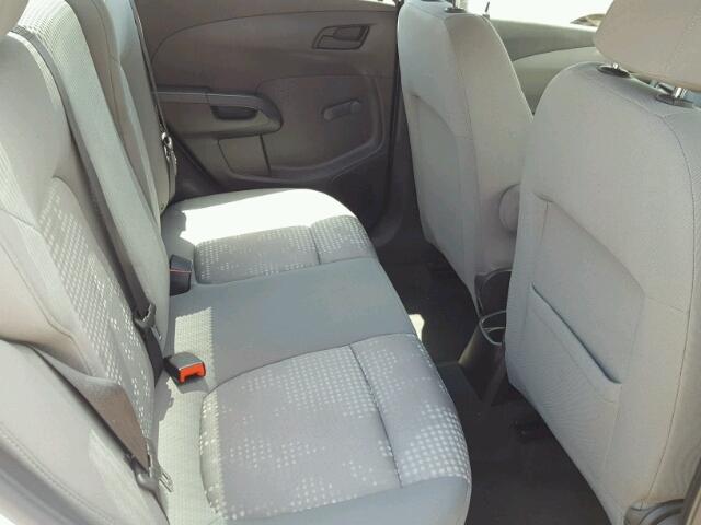 1G1JA5SHXG4116349 - 2016 CHEVROLET SONIC LS WHITE photo 6