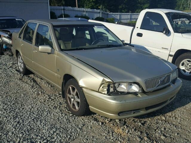 YV1LS55A1X2579255 - 1999 VOLVO S70 BEIGE photo 1