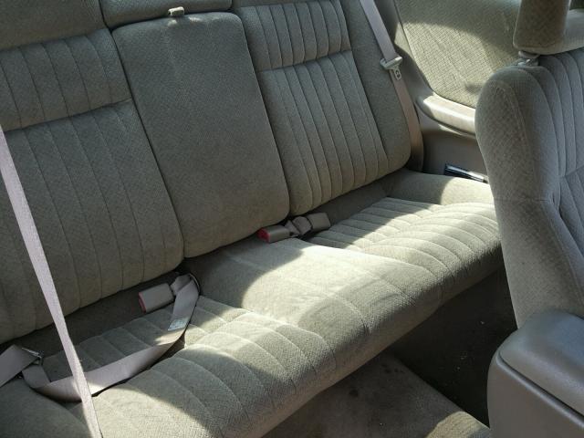 1G2WP12K41F245588 - 2001 PONTIAC GRAND PRIX RED photo 6