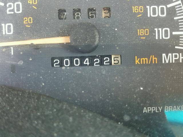 1G2WP12K41F245588 - 2001 PONTIAC GRAND PRIX RED photo 8