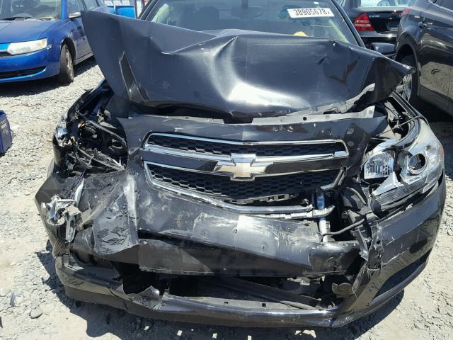 1G11C5SA6DF255956 - 2013 CHEVROLET MALIBU 1LT შავი ფოტო 7