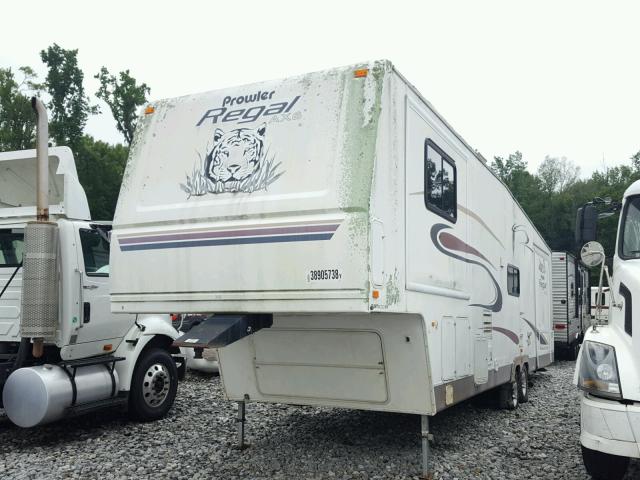 1EC5F362X44000773 - 2004 FLEETWOOD PROWLER  WHITE photo 3