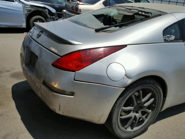 JN1AZ34D94T161155 - 2004 NISSAN 350Z COUPE SILVER photo 9