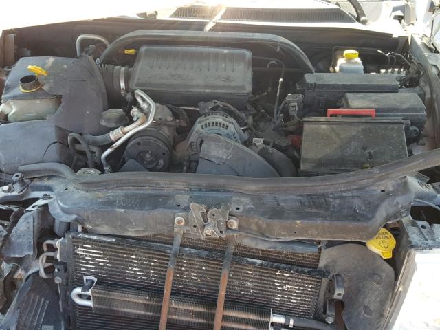 1J8HG48N96C318270 - 2006 JEEP COMMANDER SILVER photo 7