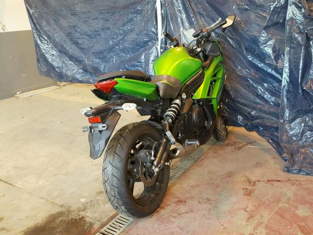 JKAEXEE14CDA02148 - 2012 KAWASAKI EX650 EC GREEN photo 4