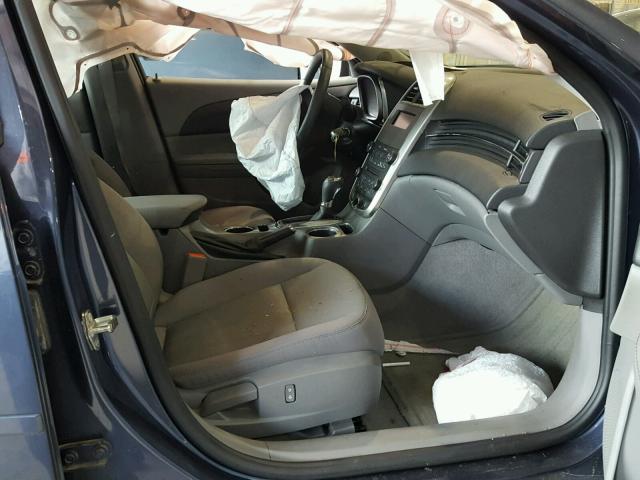 1G11B5SL2FF131626 - 2015 CHEVROLET MALIBU LS ლურჯი ფოტო 5