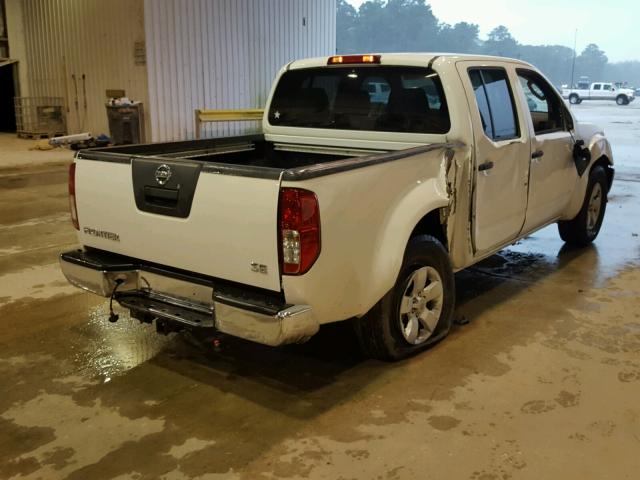 1N6AD0ER9AC420577 - 2010 NISSAN FRONTIER C WHITE photo 4