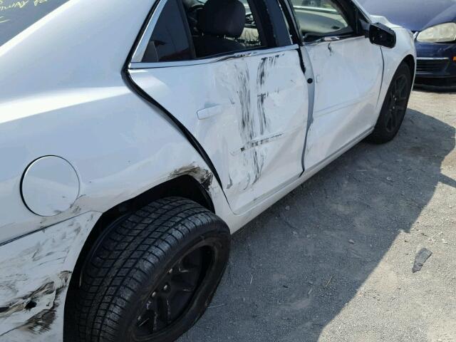 1G11C5SL9FF289944 - 2015 CHEVROLET MALIBU 1LT 白色 照片 9