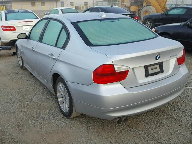 WBAVB17526NK36732 - 2006 BMW 325 I AUTO SILVER photo 3