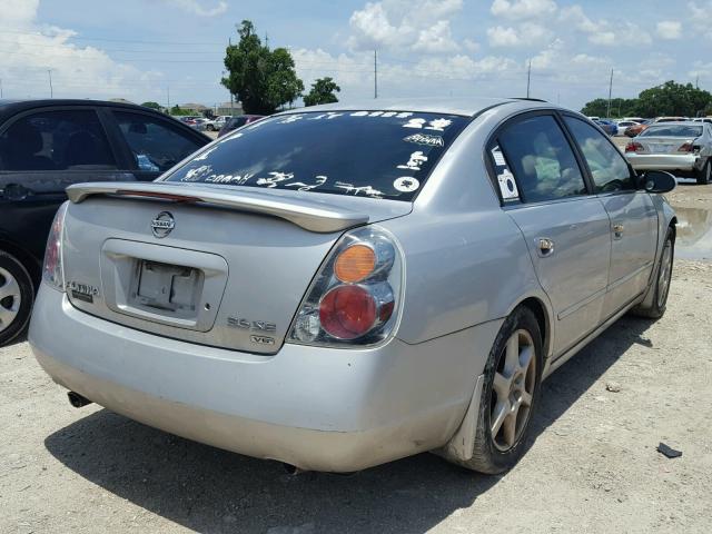 1N4BL11D62C136180 - 2002 NISSAN ALTIMA SE SILVER photo 4