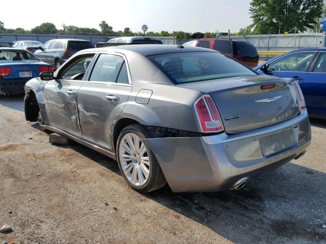 2C3CCAPTXCH228988 - 2012 CHRYSLER 300C LUXUR SILVER photo 3