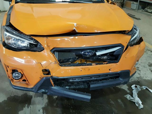 JF2GTADC2JH239764 - 2018 SUBARU CROSSTREK ORANGE photo 9