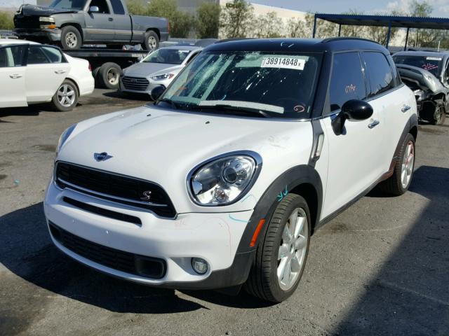 WMWZC3C50FWT02995 - 2015 MINI COOPER S C WHITE photo 2