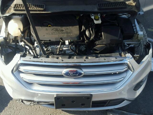 1FMCU0GD0HUC51126 - 2017 FORD ESCAPE SE SILVER photo 7