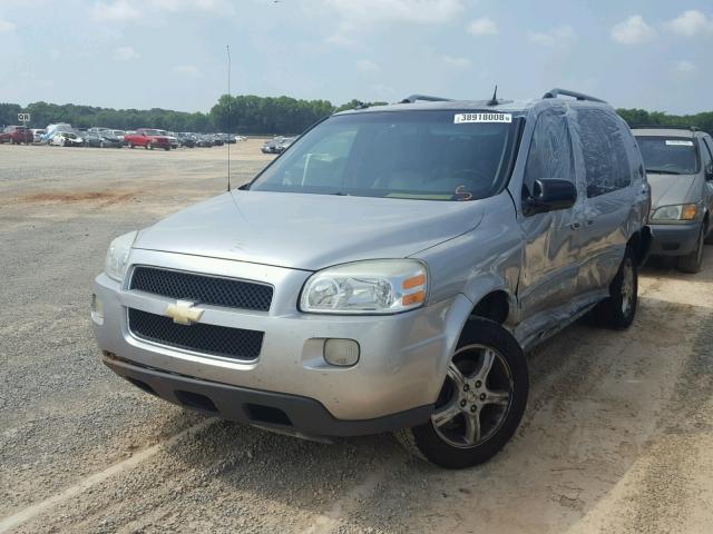 1GNDV33LX5D179049 - 2005 CHEVROLET UPLANDER L 银色 照片 2