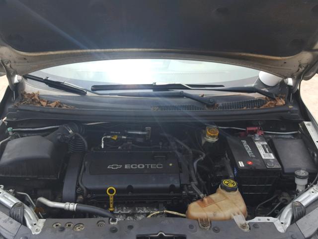 1G1JA5SH8C4144743 - 2012 CHEVROLET SONIC LS 银色 照片 7