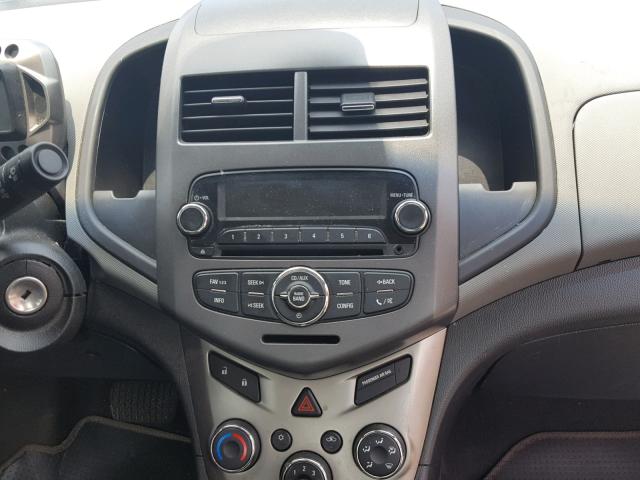 1G1JA5SH8C4144743 - 2012 CHEVROLET SONIC LS 银色 照片 9