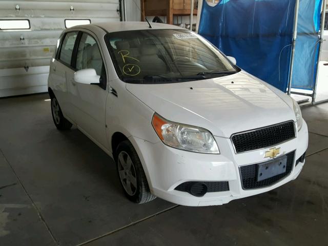 KL1TD66E89B671612 - 2009 CHEVROLET AVEO LS WHITE photo 1