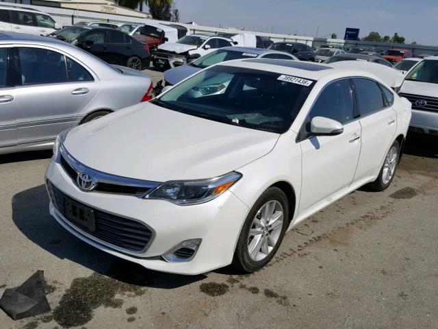 4T1BK1EB2FU160414 - 2015 TOYOTA AVALON XLE WHITE photo 2