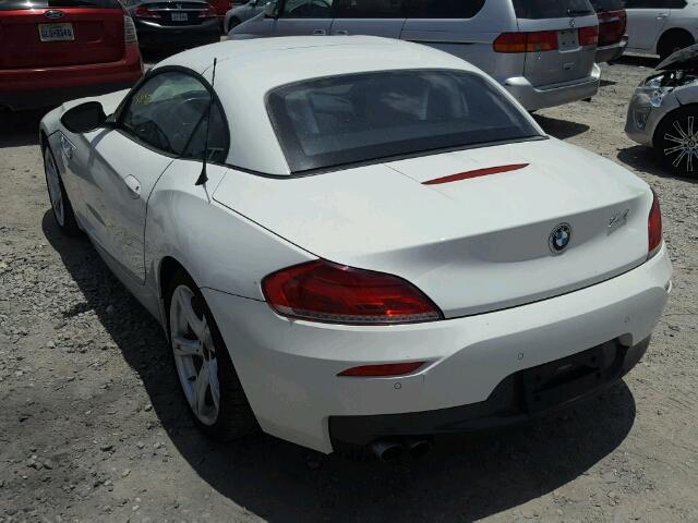 WBALL5C53GP557959 - 2016 BMW Z4 SDRIVE2 WHITE photo 3