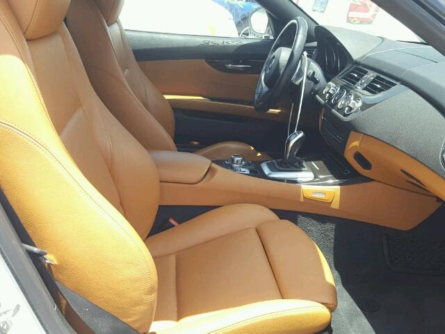 WBALL5C53GP557959 - 2016 BMW Z4 SDRIVE2 WHITE photo 5