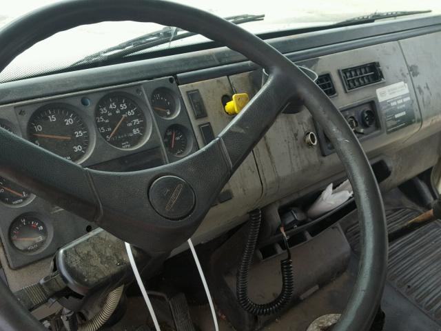1FV6HJAC5YHG69337 - 2000 FREIGHTLINER MEDIUM CON WHITE photo 9