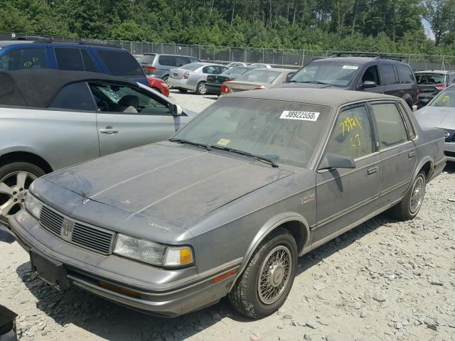 1G3AM5139JG317878 - 1988 OLDSMOBILE CUTLASS CI 灰色 照片 2
