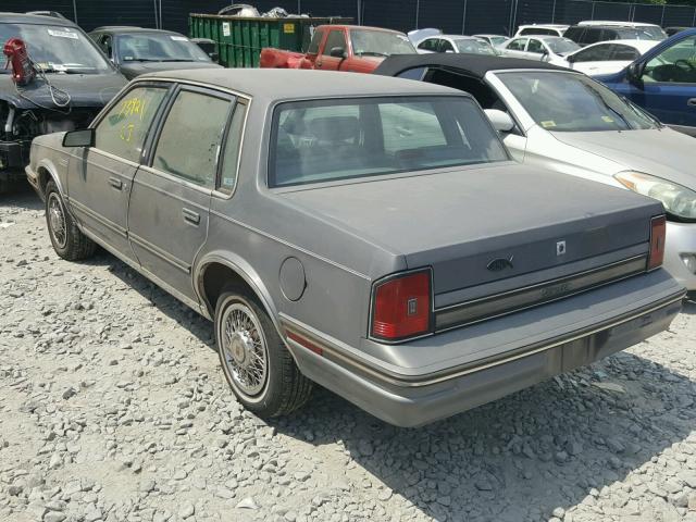 1G3AM5139JG317878 - 1988 OLDSMOBILE CUTLASS CI 灰色 照片 3