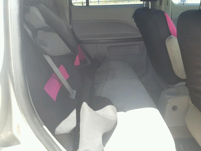 3GNDA13D58S637898 - 2008 CHEVROLET HHR LS SILVER photo 6